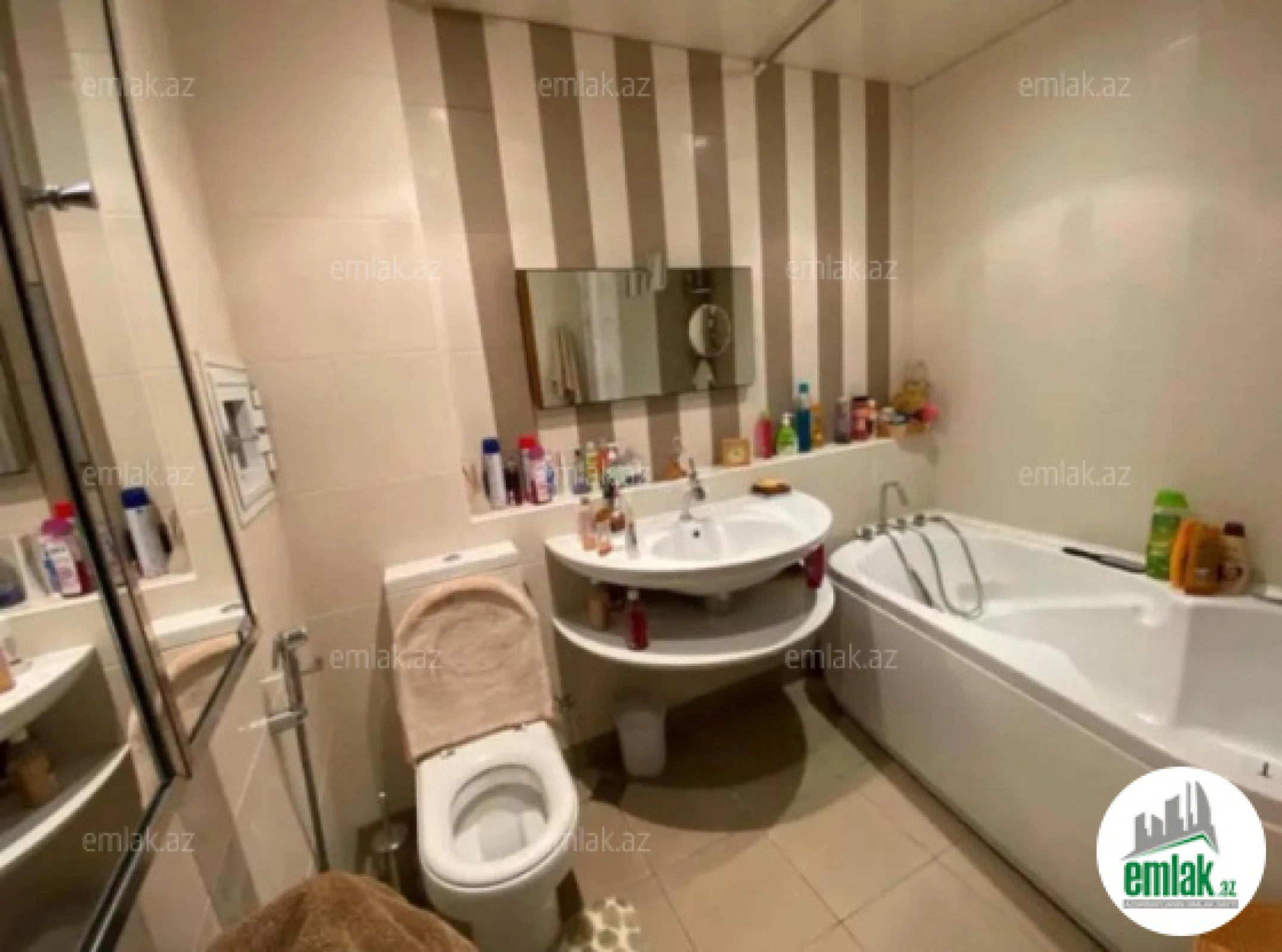 Satılır 3 otaqlı yeni tikili 140 m²