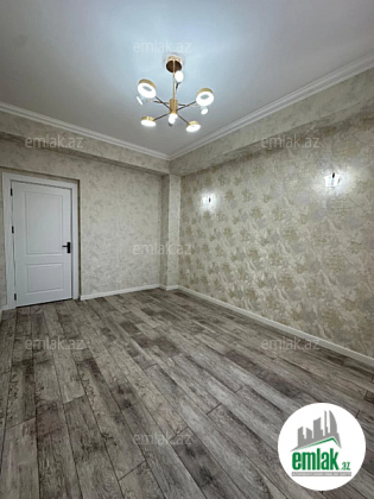 Satılır 2 otaqlı yeni tikili 80 m²