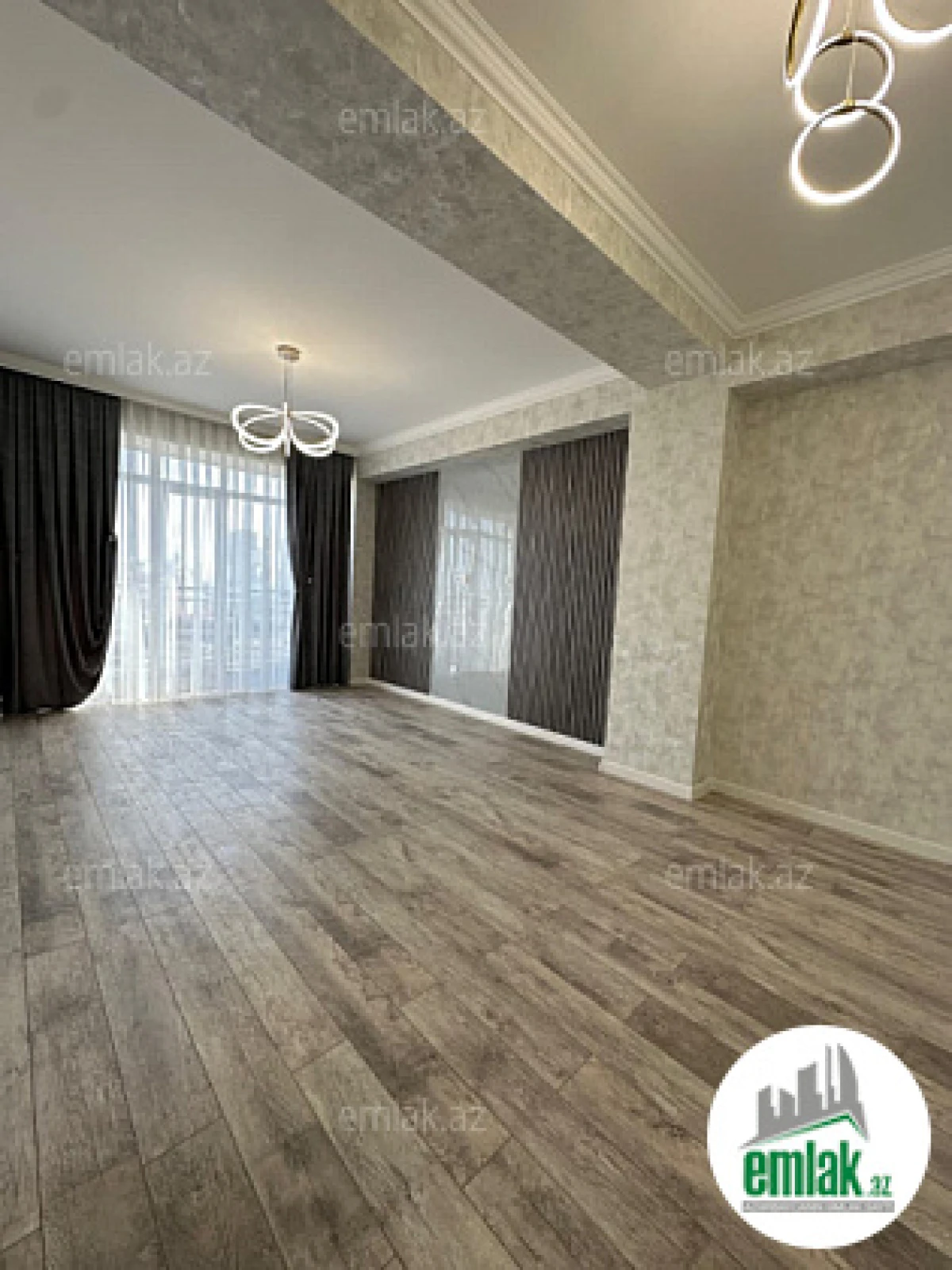 Satılır 2 otaqlı yeni tikili 80 m²