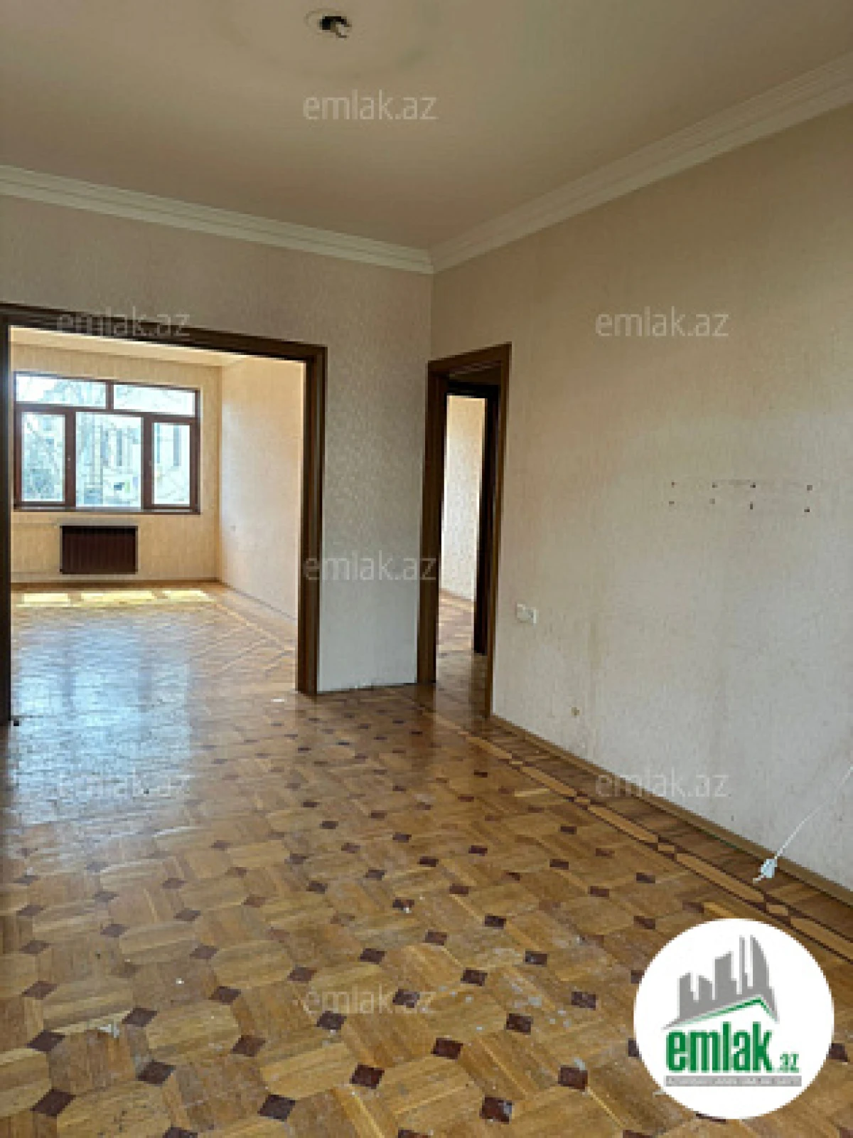 Satılır 3 otaqlı köhnə tikili 70 m²