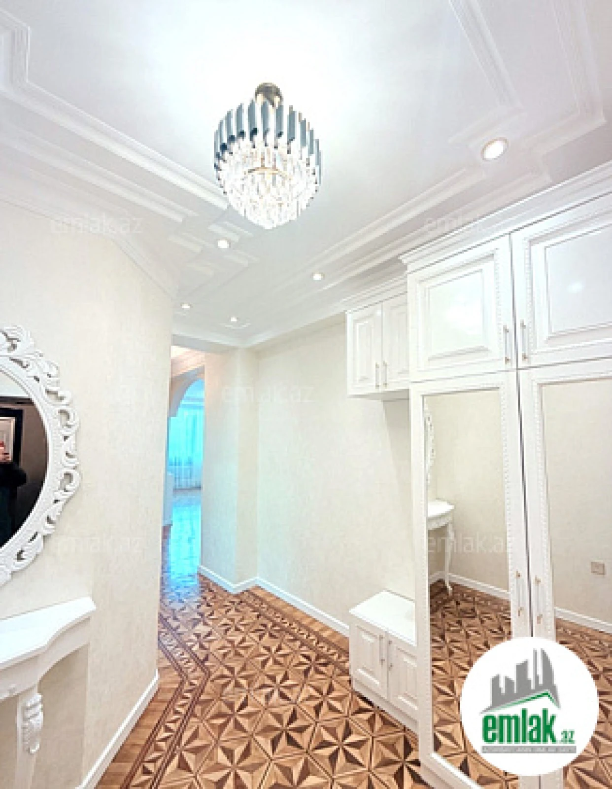 Satılır 3 otaqlı yeni tikili 85 m²