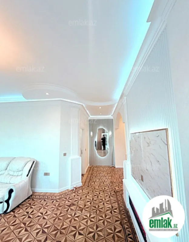 Satılır 3 otaqlı yeni tikili 85 m²