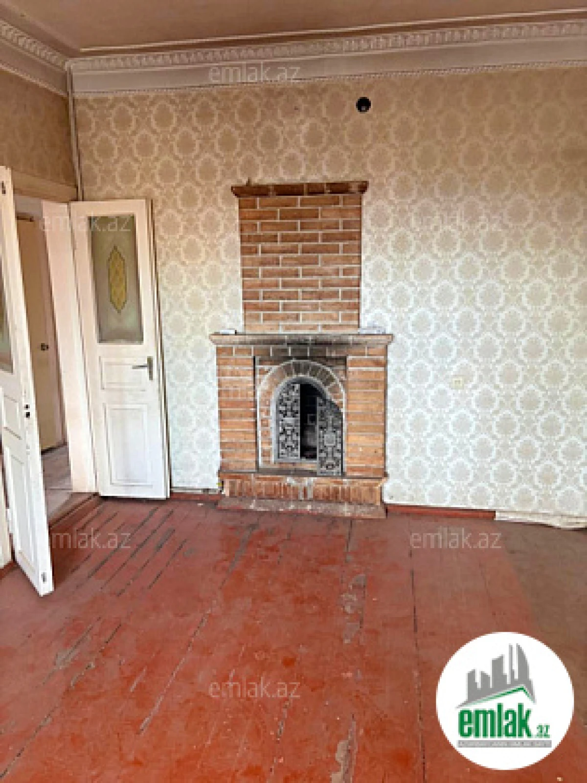 Satılır 3 otaqlı köhnə tikili 80 m²