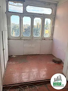 Satılır 3 otaqlı köhnə tikili 80 m²