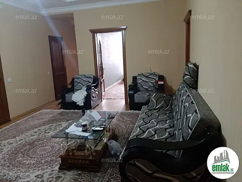 Satılır 4 otaqlı köhnə tikili 150 m²