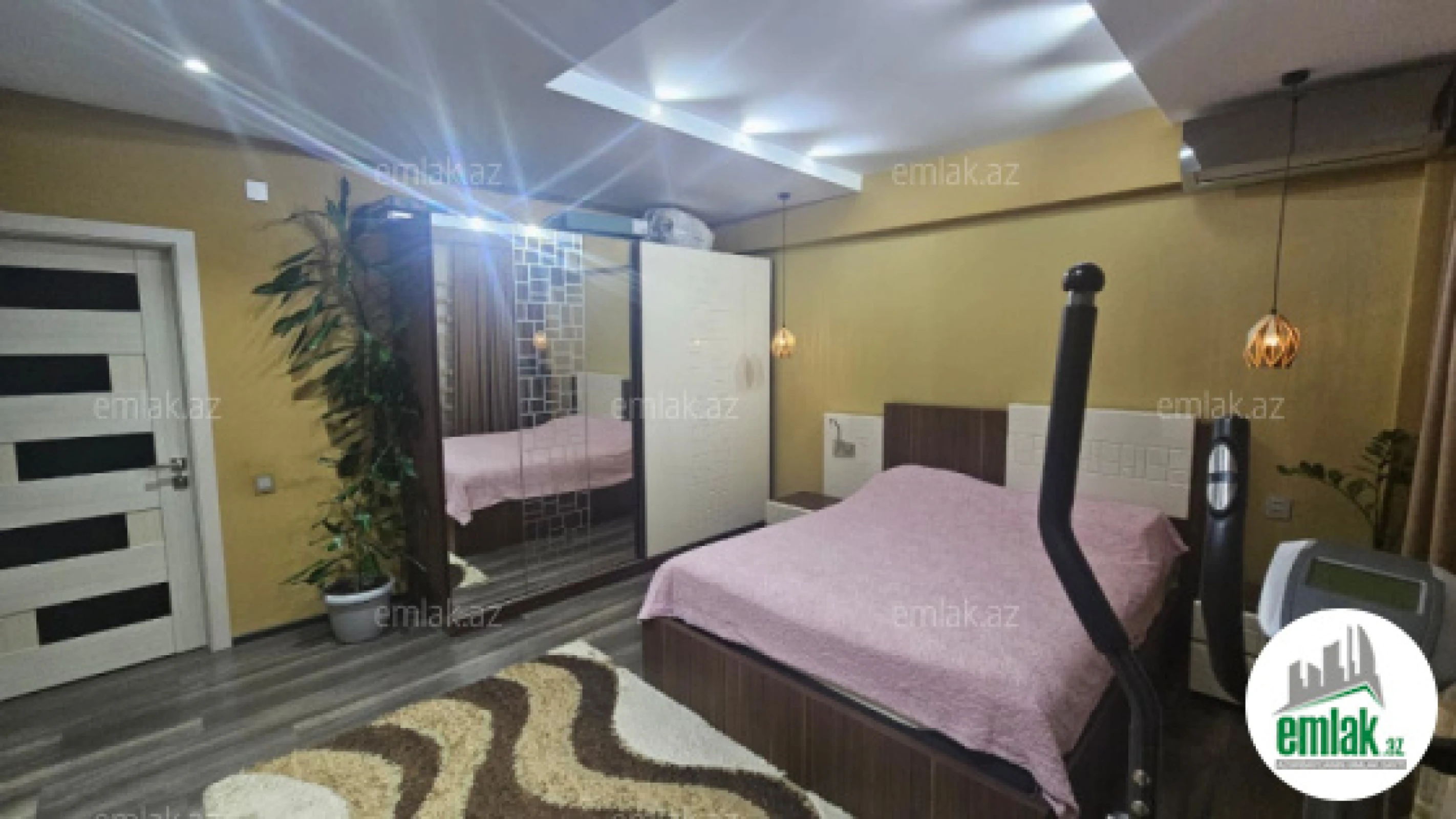 Satılır 2 otaqlı yeni tikili 100 m²