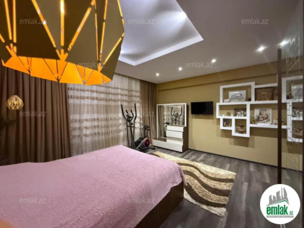 Satılır 2 otaqlı yeni tikili 100 m²