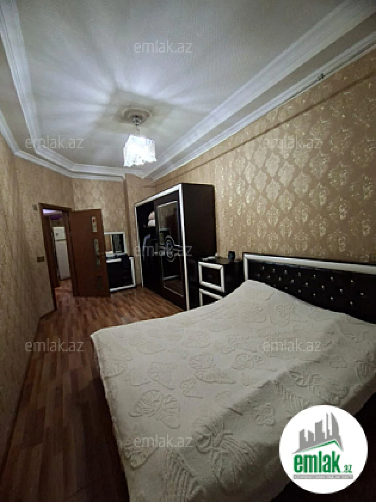 Satılır 2 otaqlı yeni tikili 60 m²