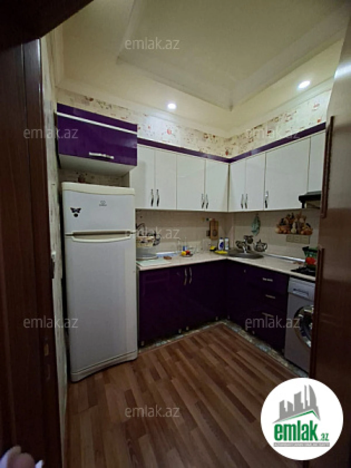 Satılır 2 otaqlı yeni tikili 60 m²