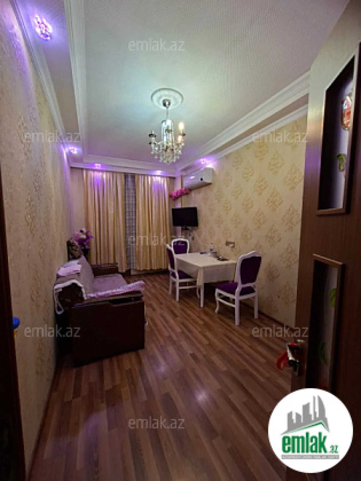 Satılır 2 otaqlı yeni tikili 60 m²