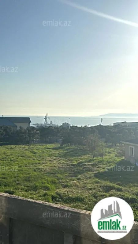 Satılır 7 otaqlı həyət evi 640 m²