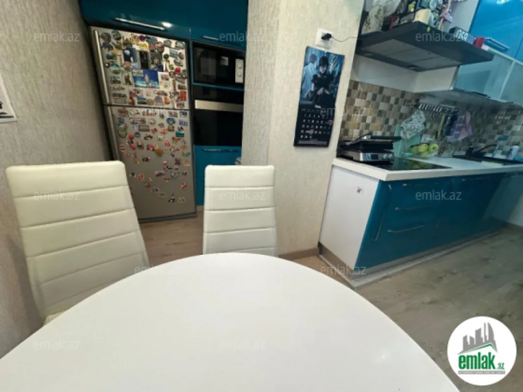 Satılır 2 otaqlı köhnə tikili 72 m²