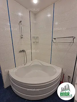 Satılır 3 otaqlı yeni tikili 101 m²