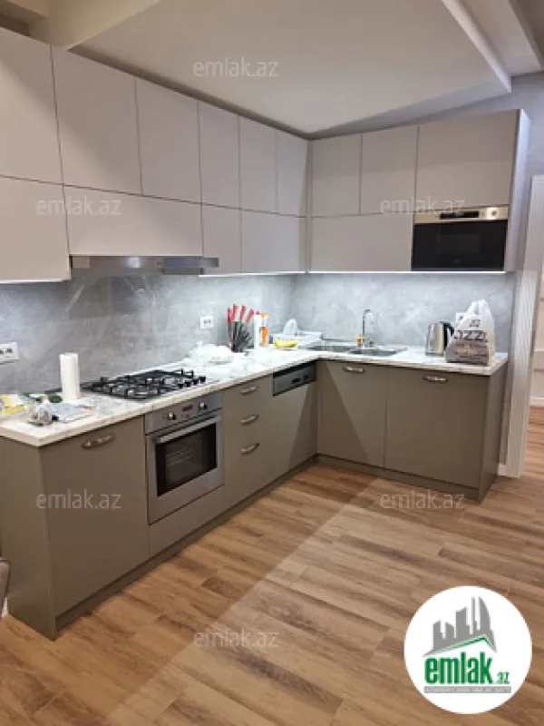 Satılır 3 otaqlı yeni tikili 101 m²