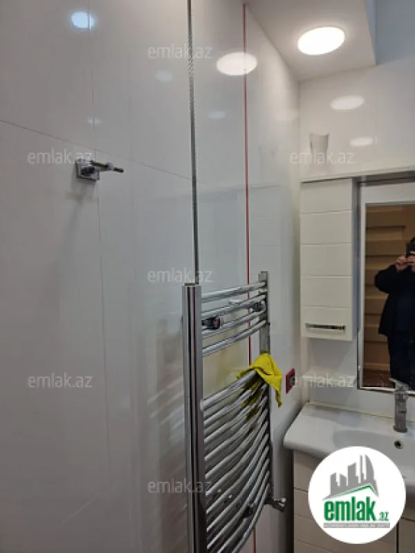 Satılır 3 otaqlı yeni tikili 101 m²