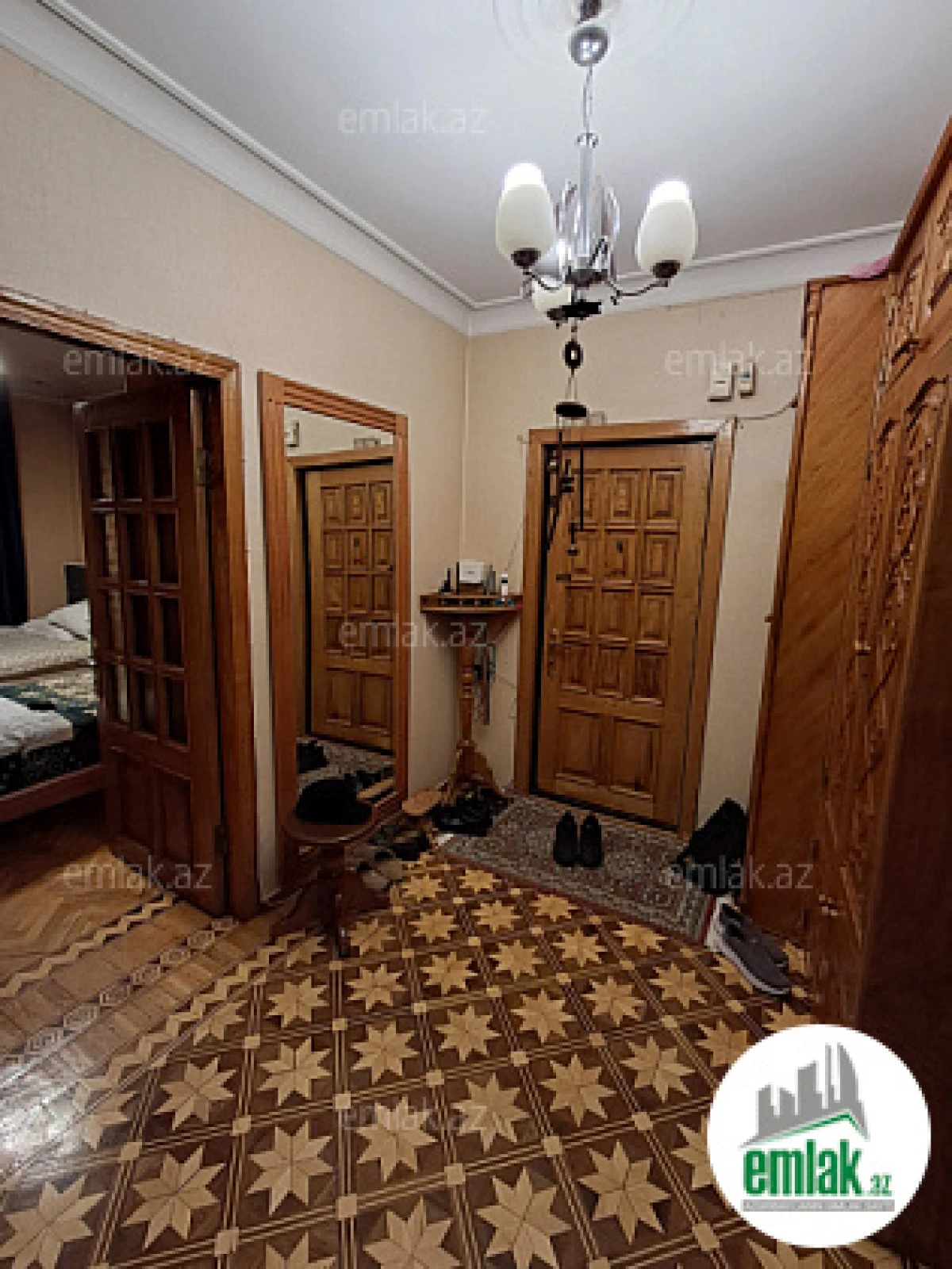 Satılır 3 otaqlı köhnə tikili 80 m²