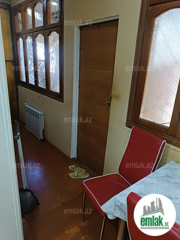 Satılır 3 otaqlı köhnə tikili 69 m²