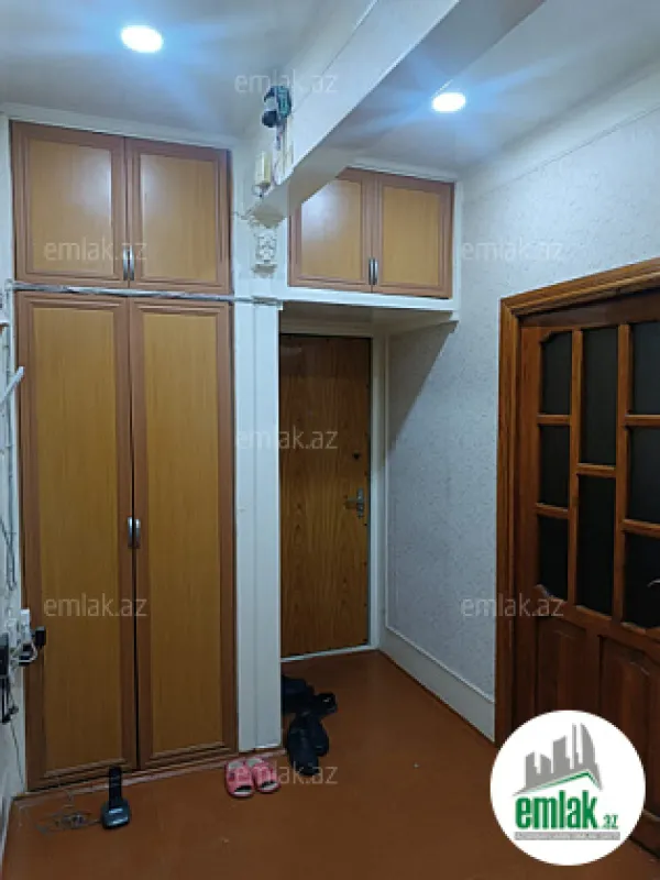 Satılır 3 otaqlı köhnə tikili 69 m²