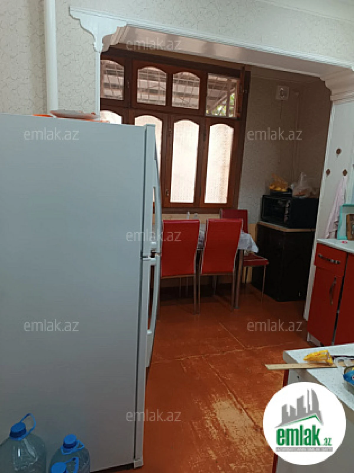 Satılır 3 otaqlı köhnə tikili 69 m²