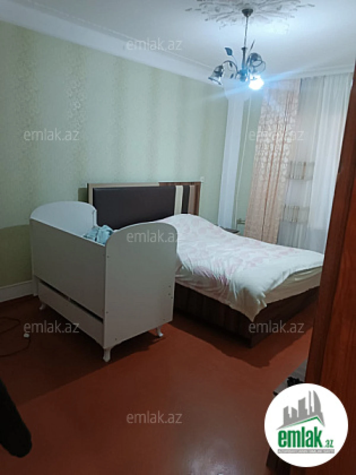 Satılır 3 otaqlı köhnə tikili 69 m²