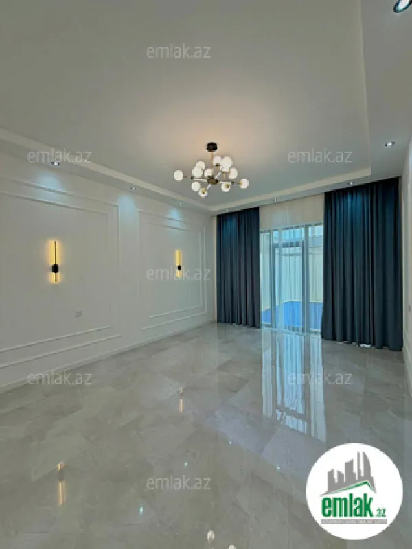 Satılır 4 otaqlı mənzil 150 m²