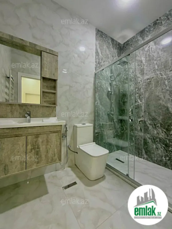 Satılır 4 otaqlı mənzil 150 m²