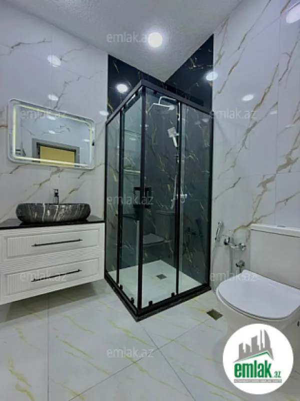 Satılır 4 otaqlı mənzil 150 m²
