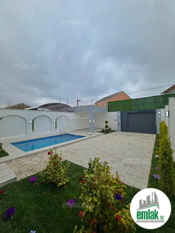 Satılır 4 otaqlı mənzil 150 m²