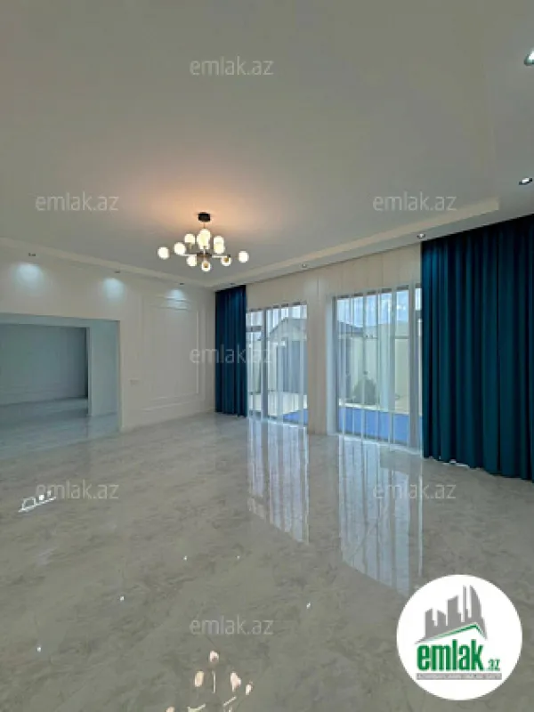 Satılır 4 otaqlı mənzil 150 m²
