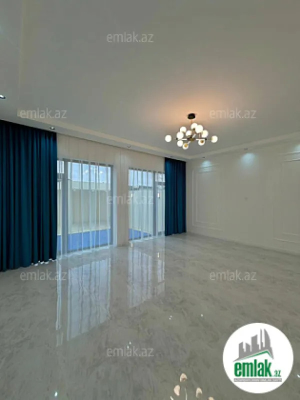 Satılır 4 otaqlı mənzil 150 m²