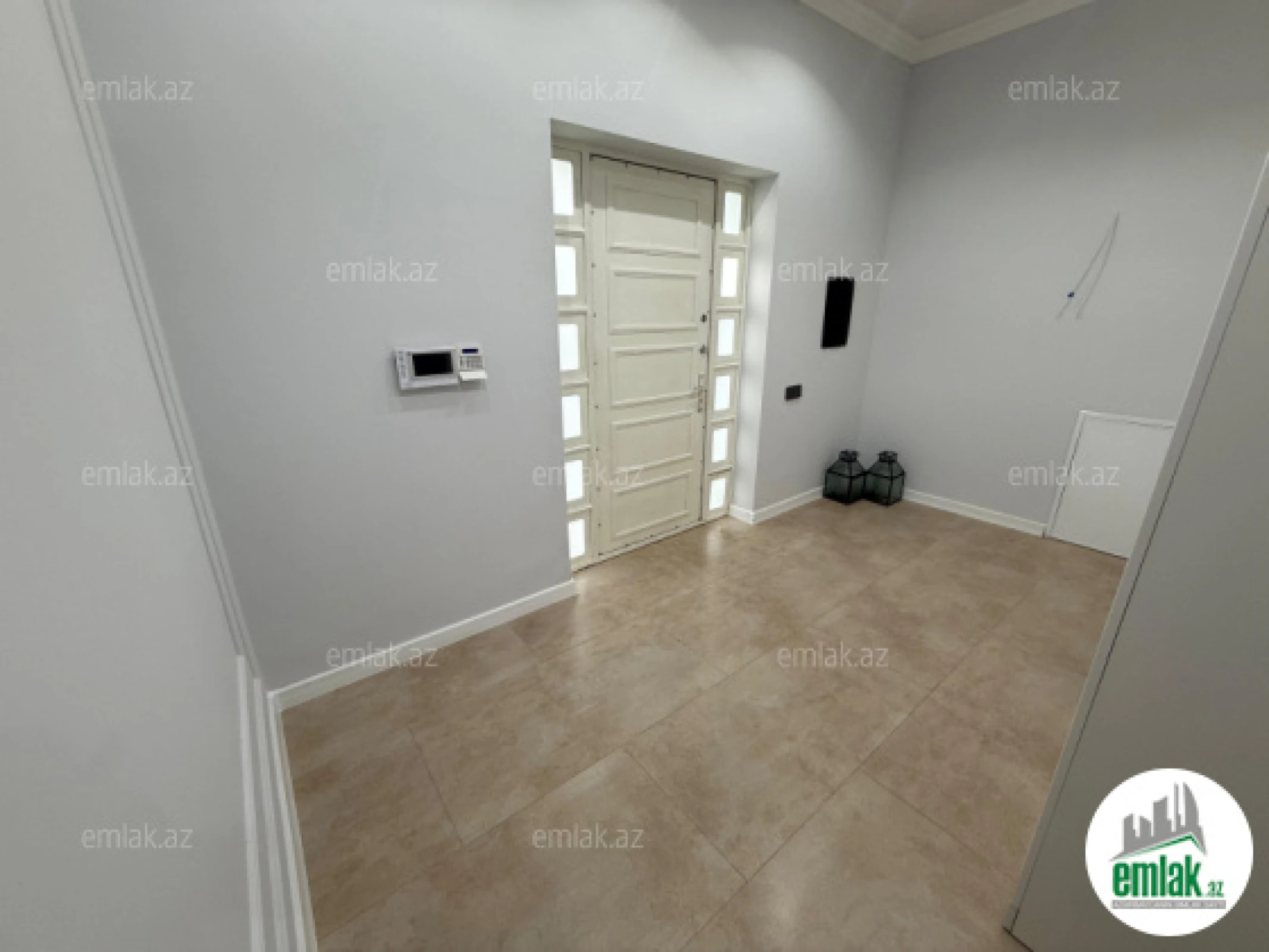 Satılır 5 otaqlı həyət evi 142 m²