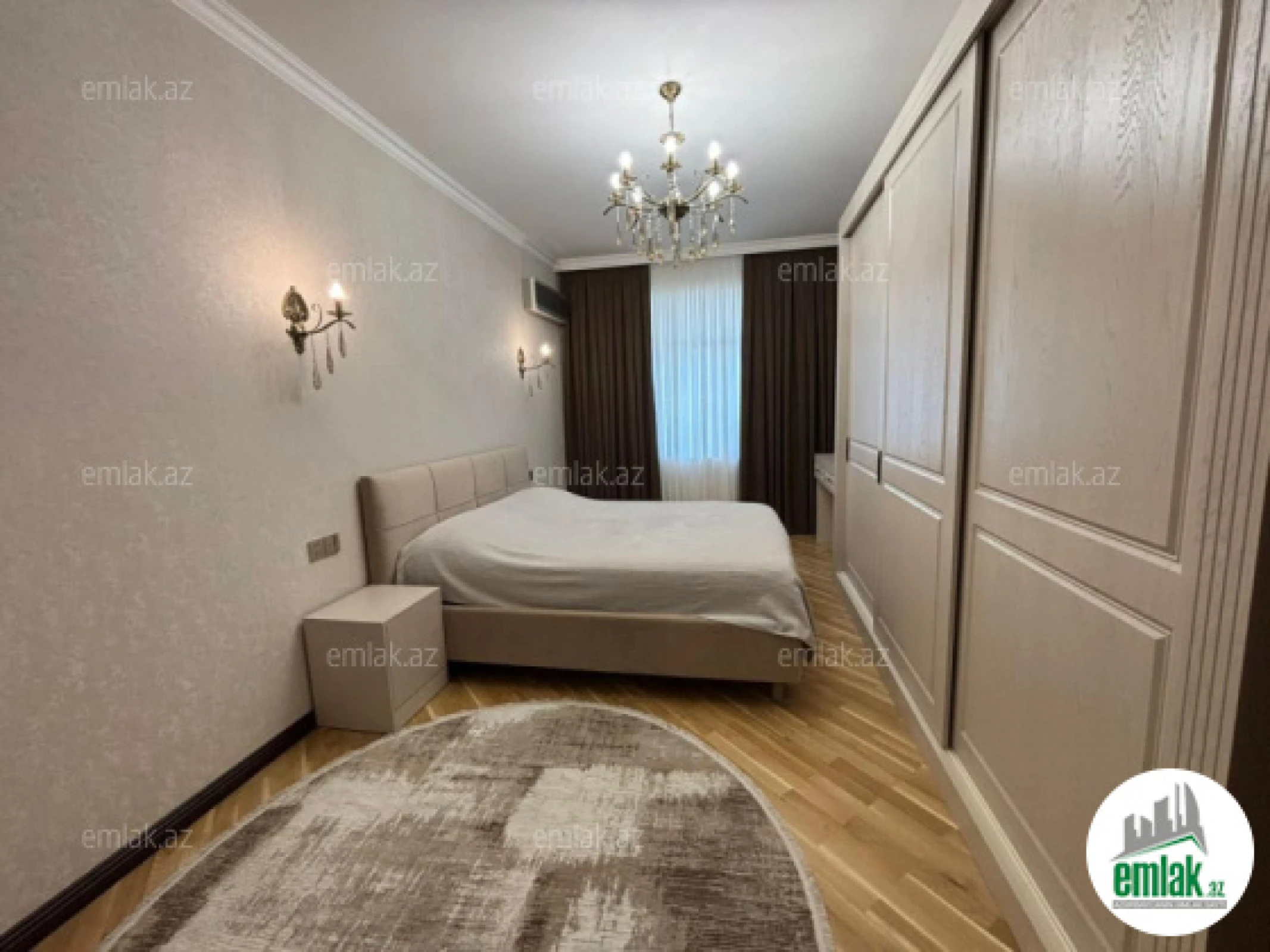 Satılır 4 otaqlı yeni tikili 165 m²