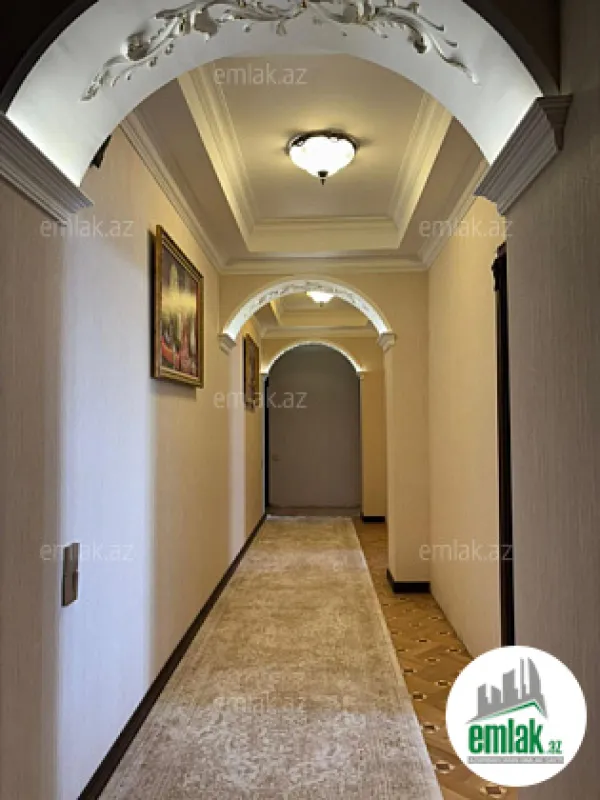 Satılır 4 otaqlı yeni tikili 165 m²
