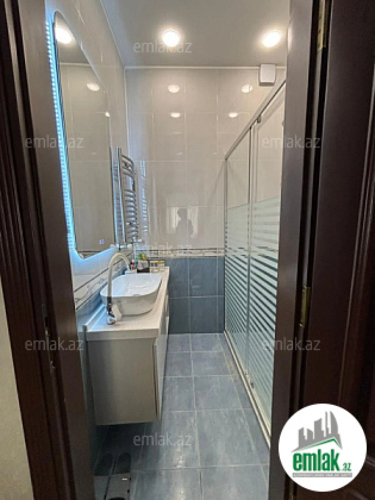 Satılır 4 otaqlı yeni tikili 165 m²