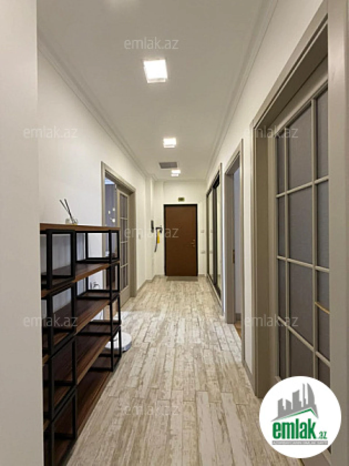 Satılır 3 otaqlı yeni tikili 130 m²