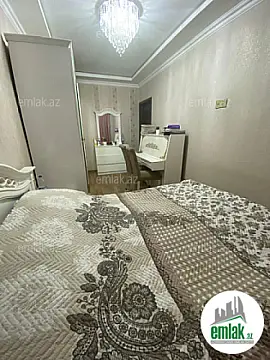 Satılır 4 otaqlı köhnə tikili 90 m²