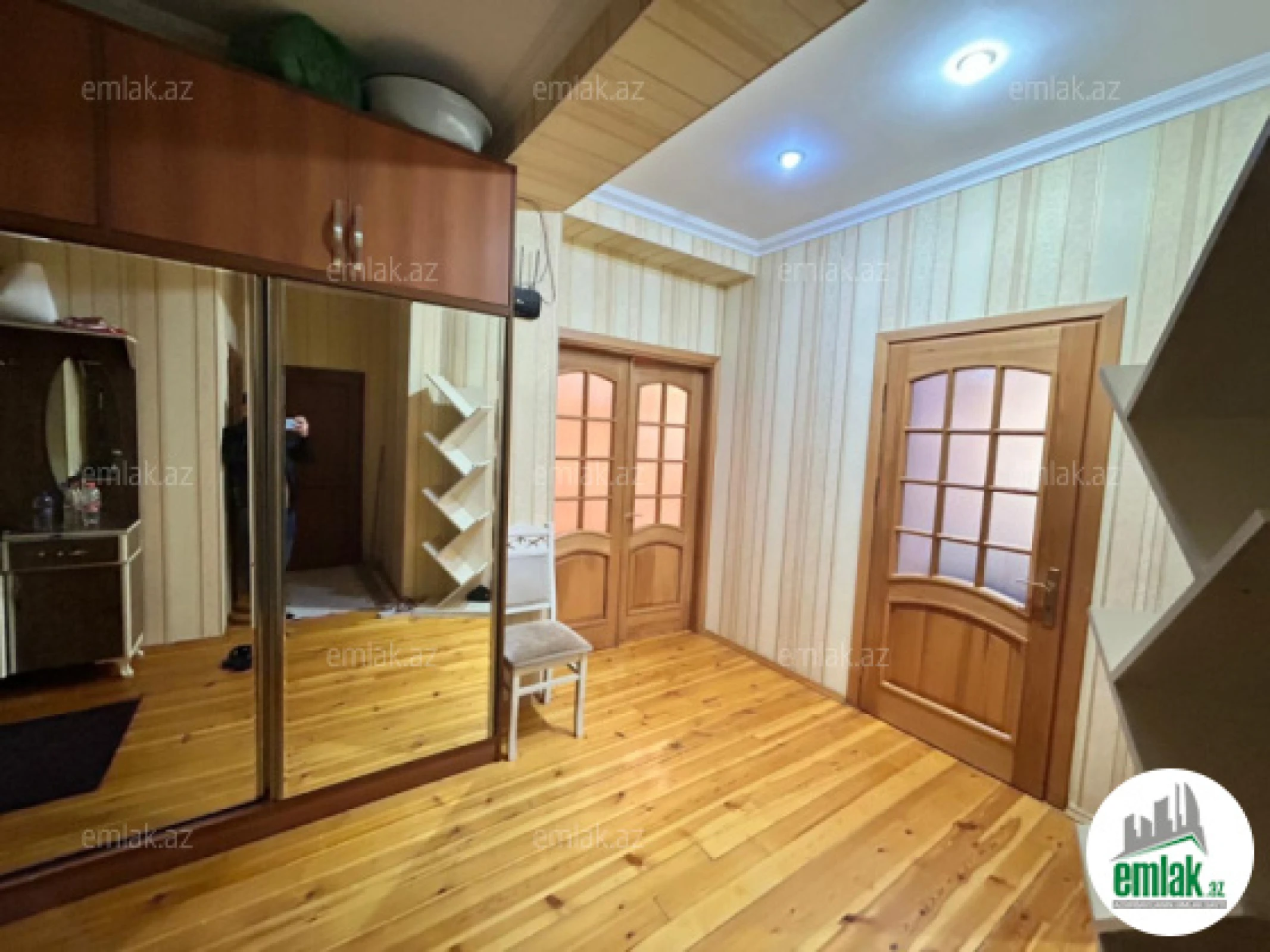 Satılır 2 otaqlı yeni tikili 92 m²