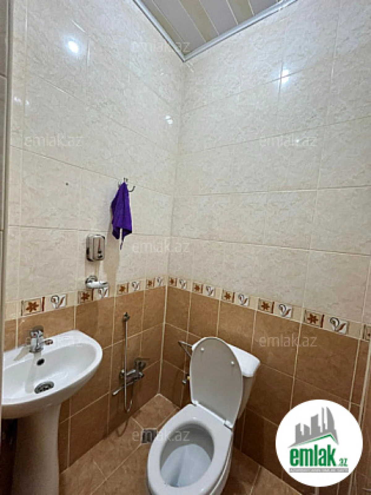 Satılır 2 otaqlı yeni tikili 92 m²