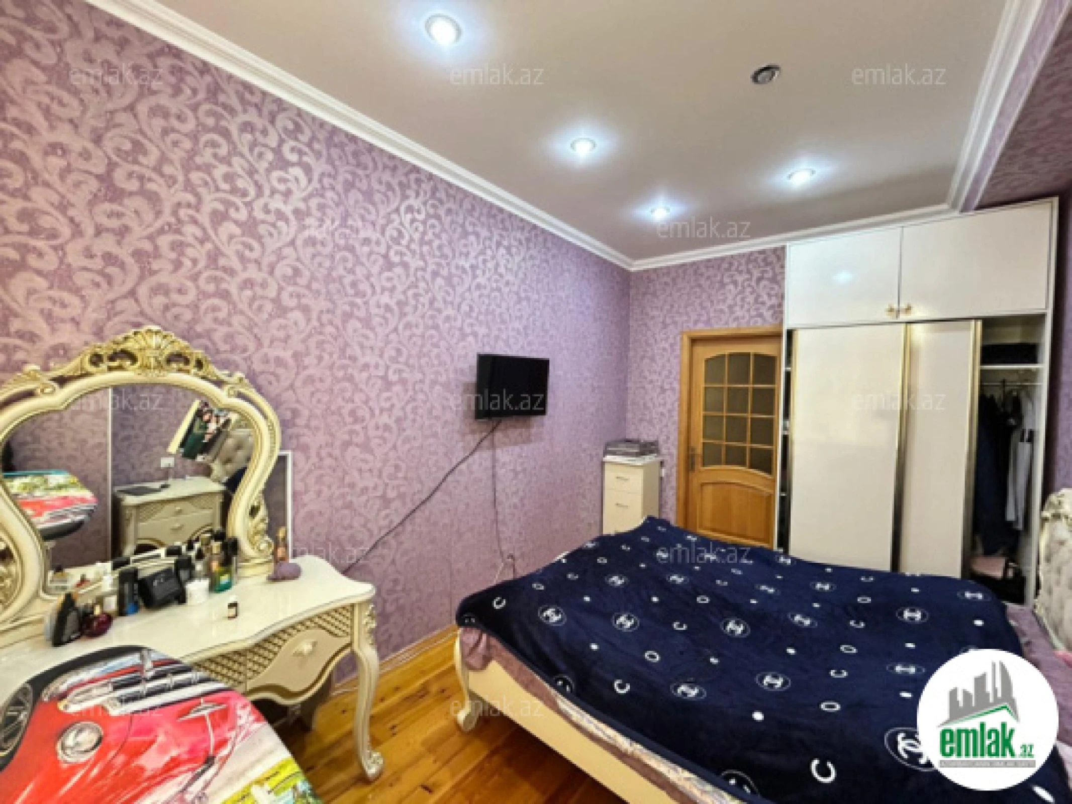 Satılır 2 otaqlı yeni tikili 92 m²