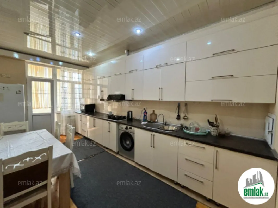 Satılır 2 otaqlı yeni tikili 92 m²