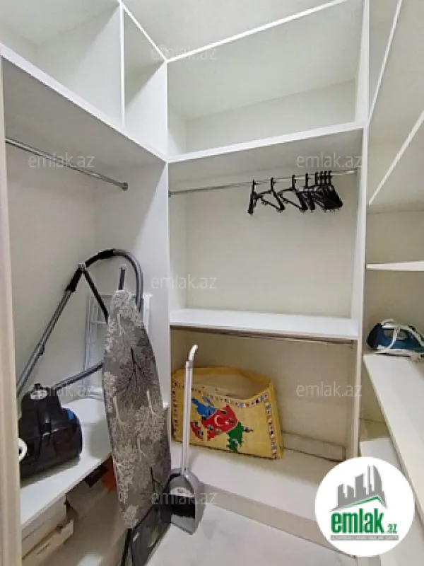 Satılır 3 otaqlı yeni tikili 102 m²