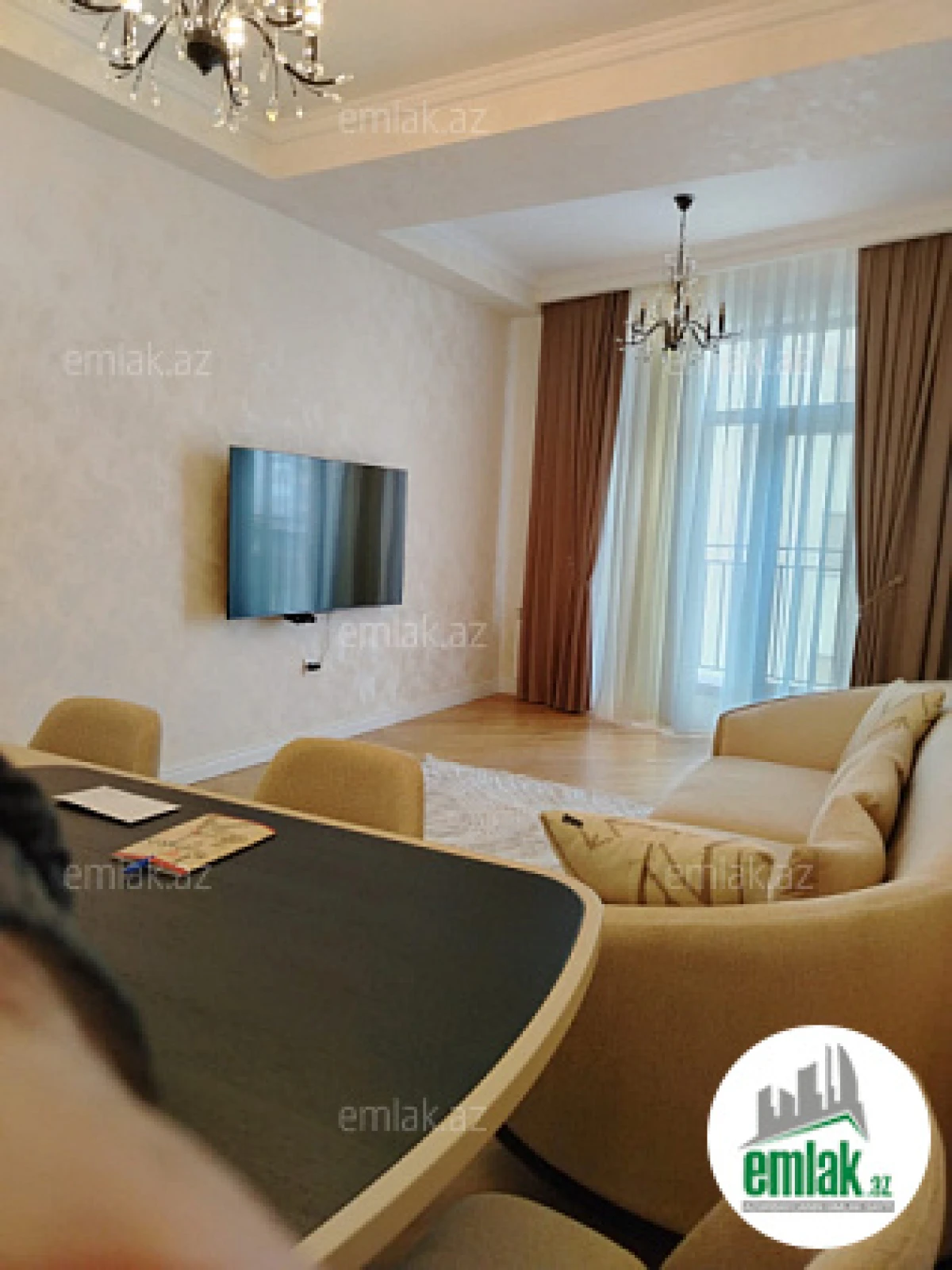 Satılır 3 otaqlı yeni tikili 102 m²