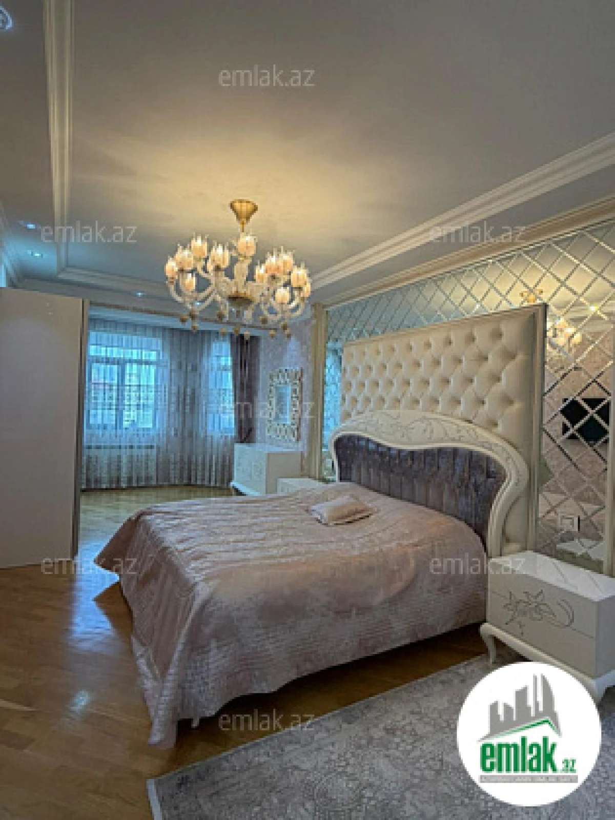 Satılır 3 otaqlı yeni tikili 158 m²