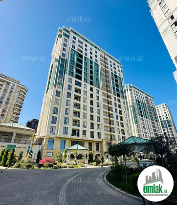 Satılır 4 otaqlı yeni tikili 220 m² — Bakı 4 otaq 220.00 m²