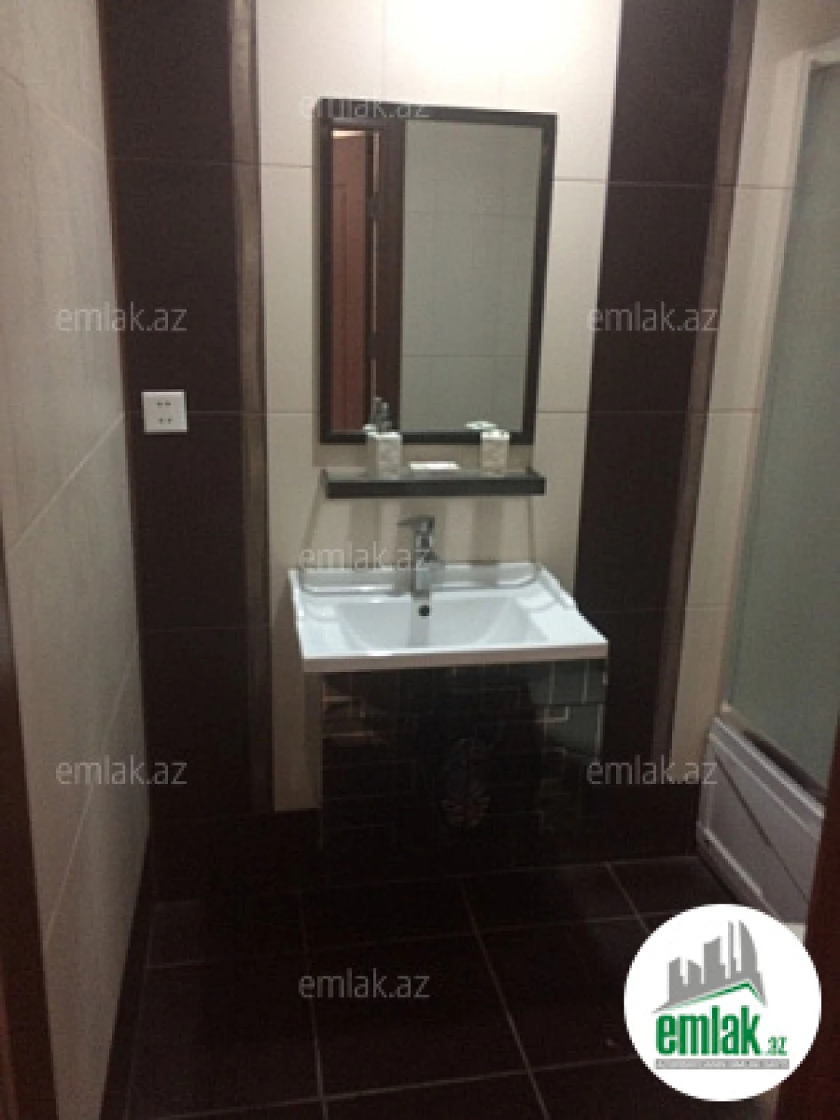 Satılır 2 otaqlı yeni tikili 57 m²