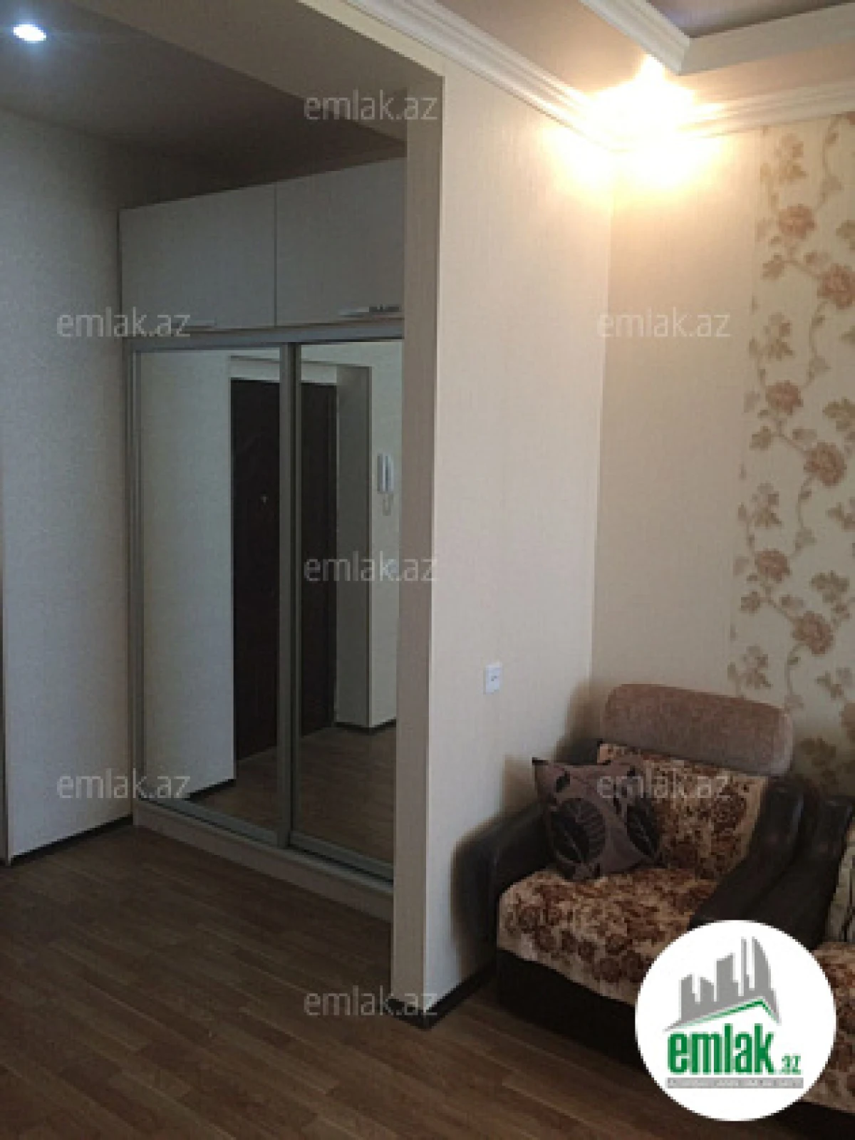 Satılır 2 otaqlı yeni tikili 57 m²