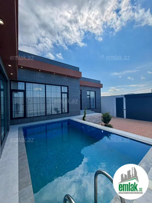 Satılır 4 otaqlı mənzil 180 m²