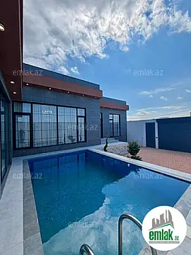 Satılır 4 otaqlı mənzil 180 m²