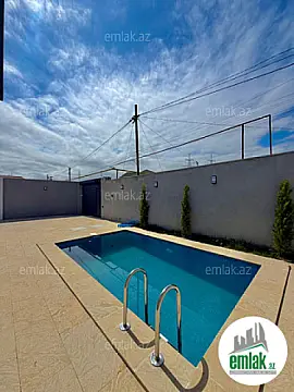 Satılır 4 otaqlı mənzil 120 m²