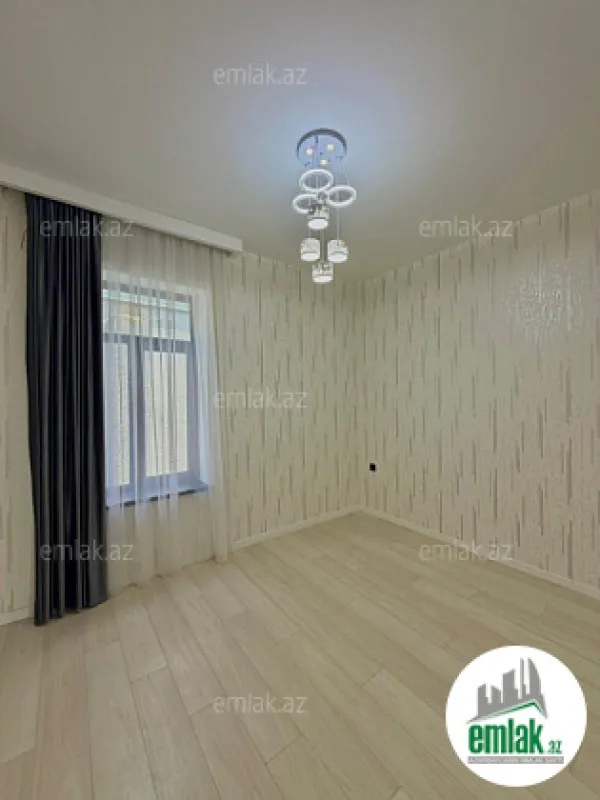 Satılır 4 otaqlı mənzil 120 m²